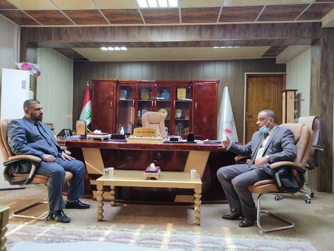مدير مكتب مجلس النواب العراقي في زيارة لجامعة ميسان