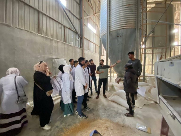 A scientific visit for students of the Animal Production Department to the Maysan feed factory, and Barakat Al-Rahman poultry fields