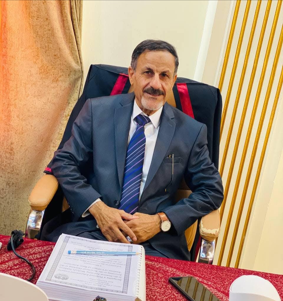 اختيار أستاذ من كلية التربية الأساسية خبيرا علميا لتقويم رسالة ماجستير