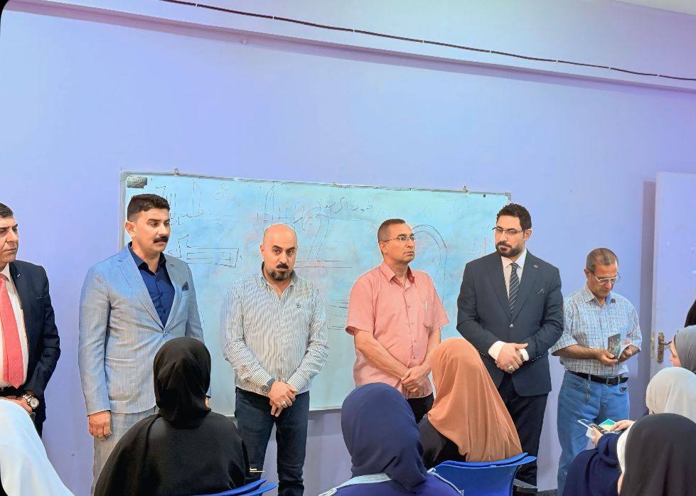 كلية التربية الأساسية تحتفل بولادة عقيلة بني هلشم ( ع ) ..